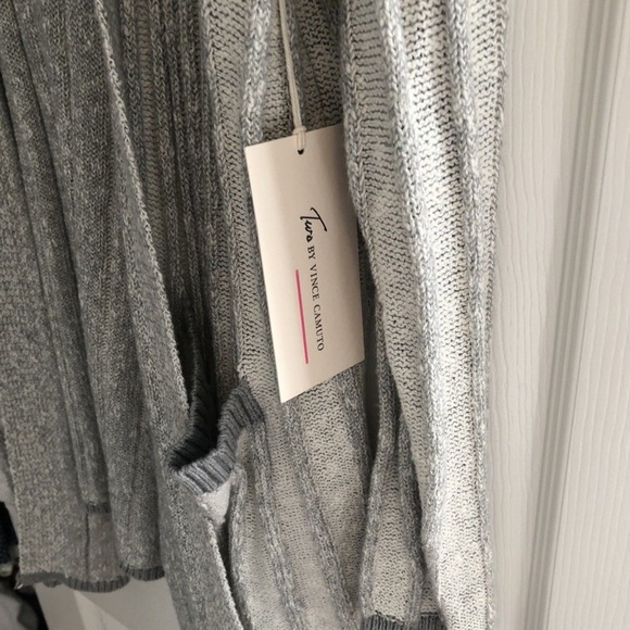 Vince Camuto Gray Sweater Size Medium New With Tag - Picture 2 of 4